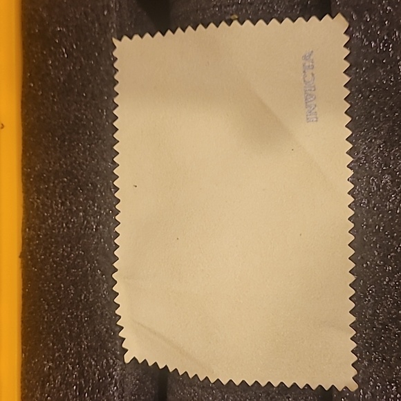 Invicta Yellow 3 Slot Dive Impact Case DC3YEL - Picture 10 of 10